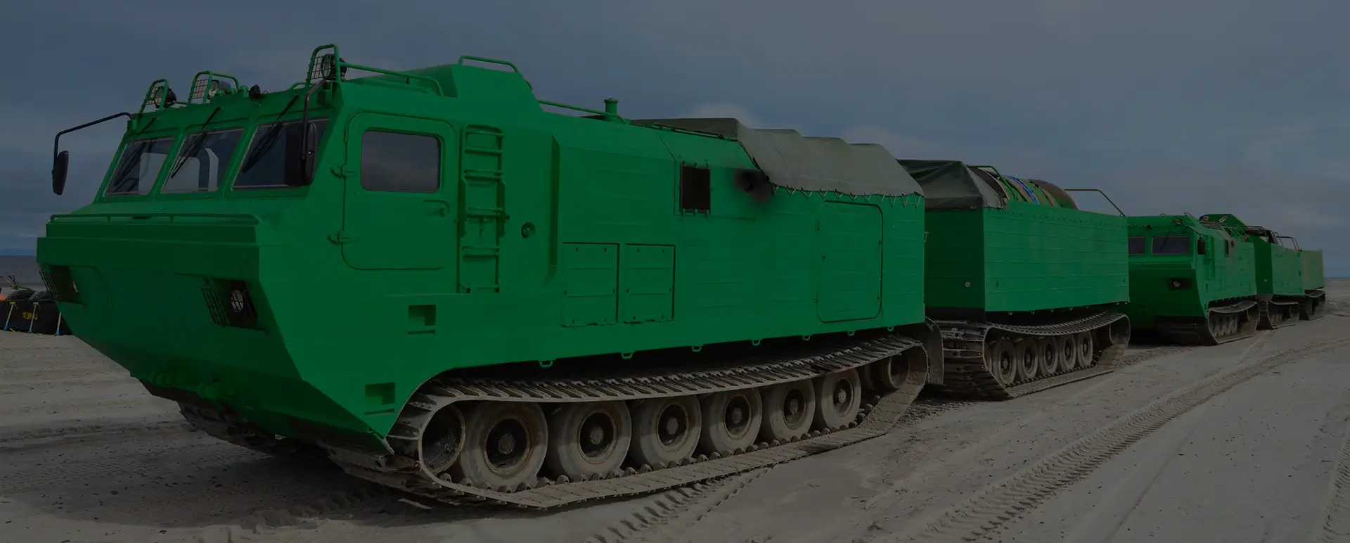 Услуги перевозки вездеходов и воинских грузов под ключ в городе Михайловск (Северо-Кавказский округ - Ставропольский край) по всей России и странам СНГ.